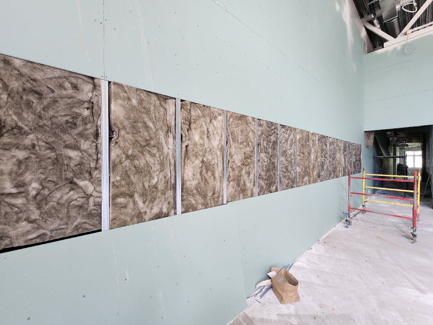 чехов, улица лопасненская, школа 3, пристройка к школе, строительство, реконструкция, спортивный зал, актовый зал, внутренняя отделка, система вентиляции, витражи, оконные блоки, воздуховоды,