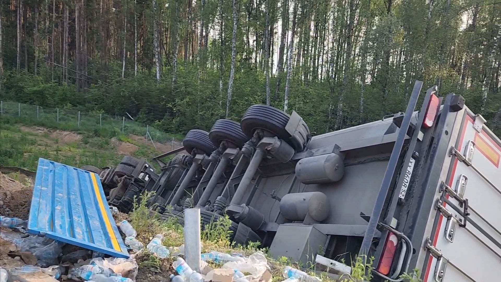 дтп на трассе м5 урал, дтп раменский округ, авария с двумя большегрузами,