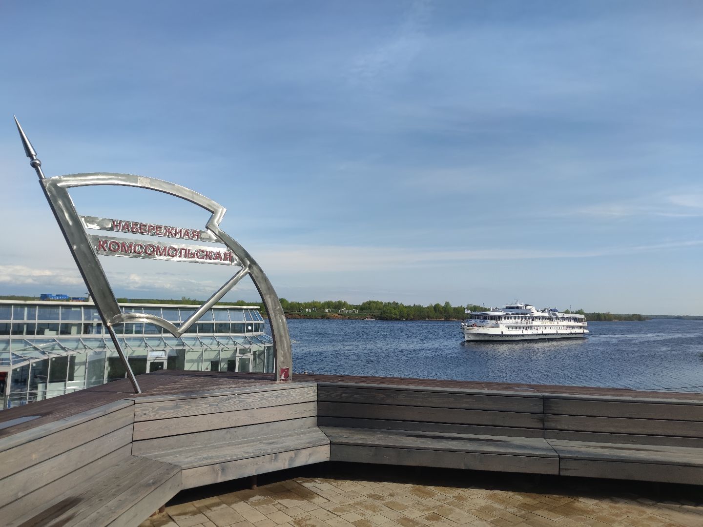 круизные туристы, речная навигация, Дубна