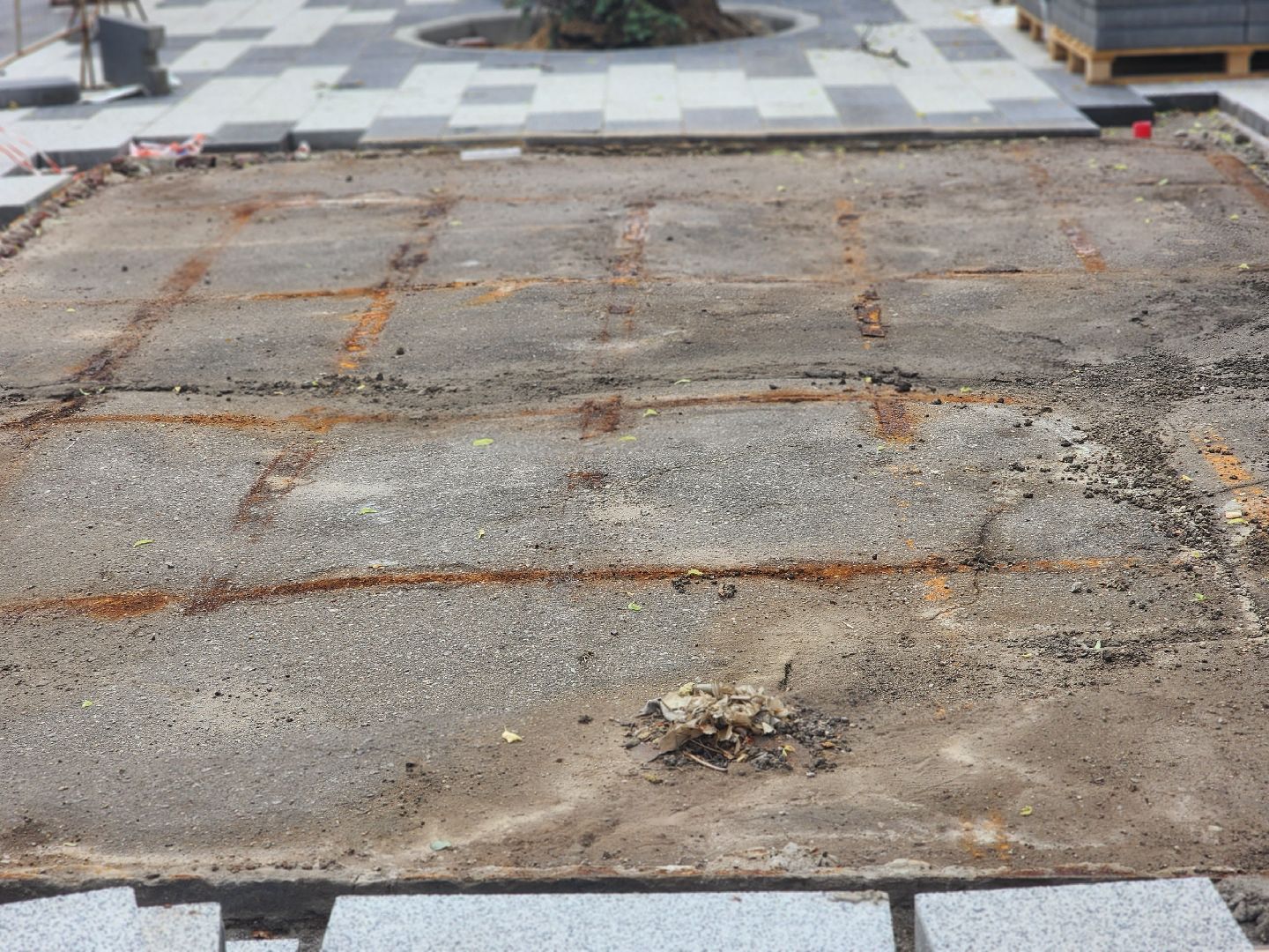 королёв, незаконные торговые точки, сквер у проходной ркк энергия,