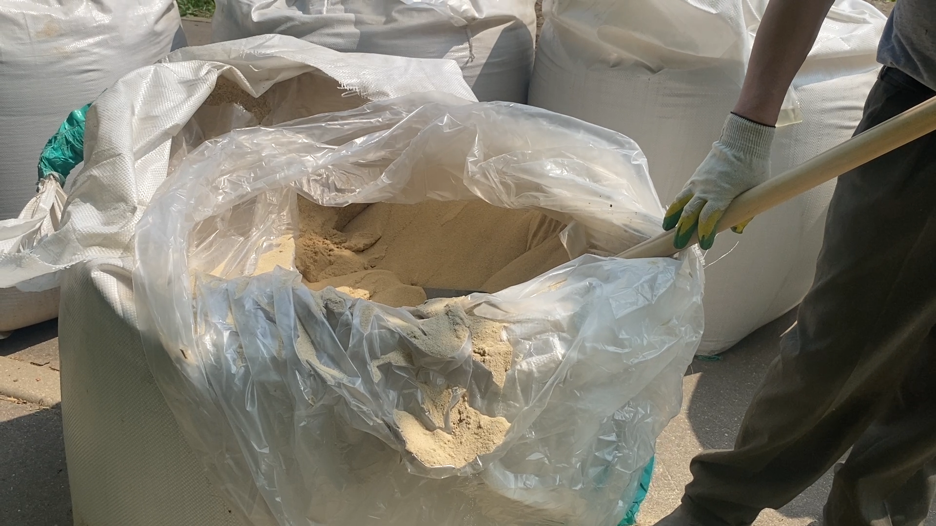 благоустройство территории, набережная озера, власиха озеро, верхнее озеро власиха, песок емеля,кварцевый песок,