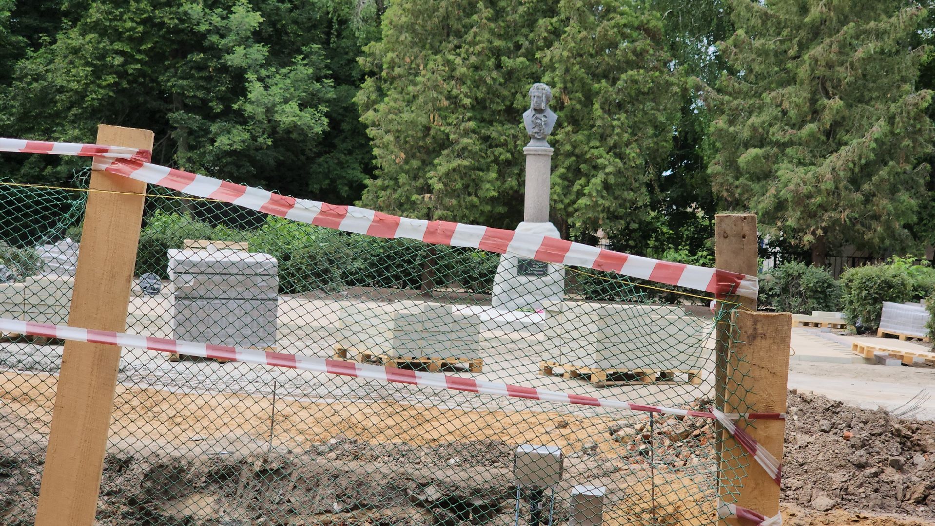 кашира, благоустройство, сквер пушкина, фонтан, комфортная городская среда, историческая часть города,