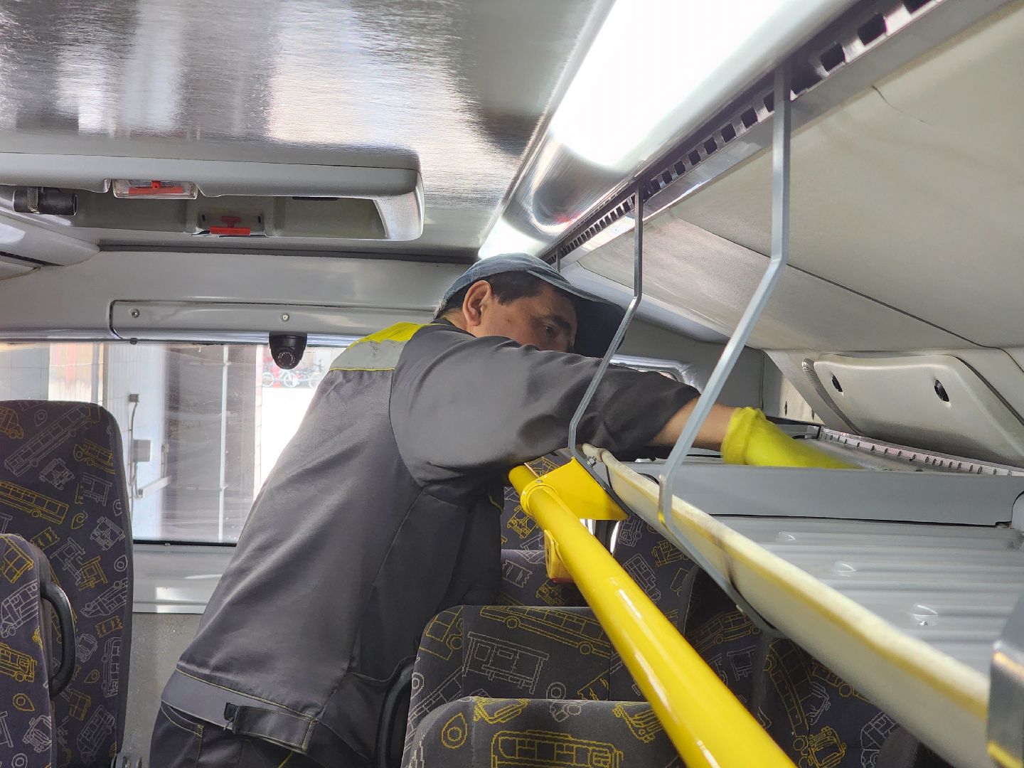 мострансавто, пушкинский городской округ, Уборка автобусов, Чистый автобус,