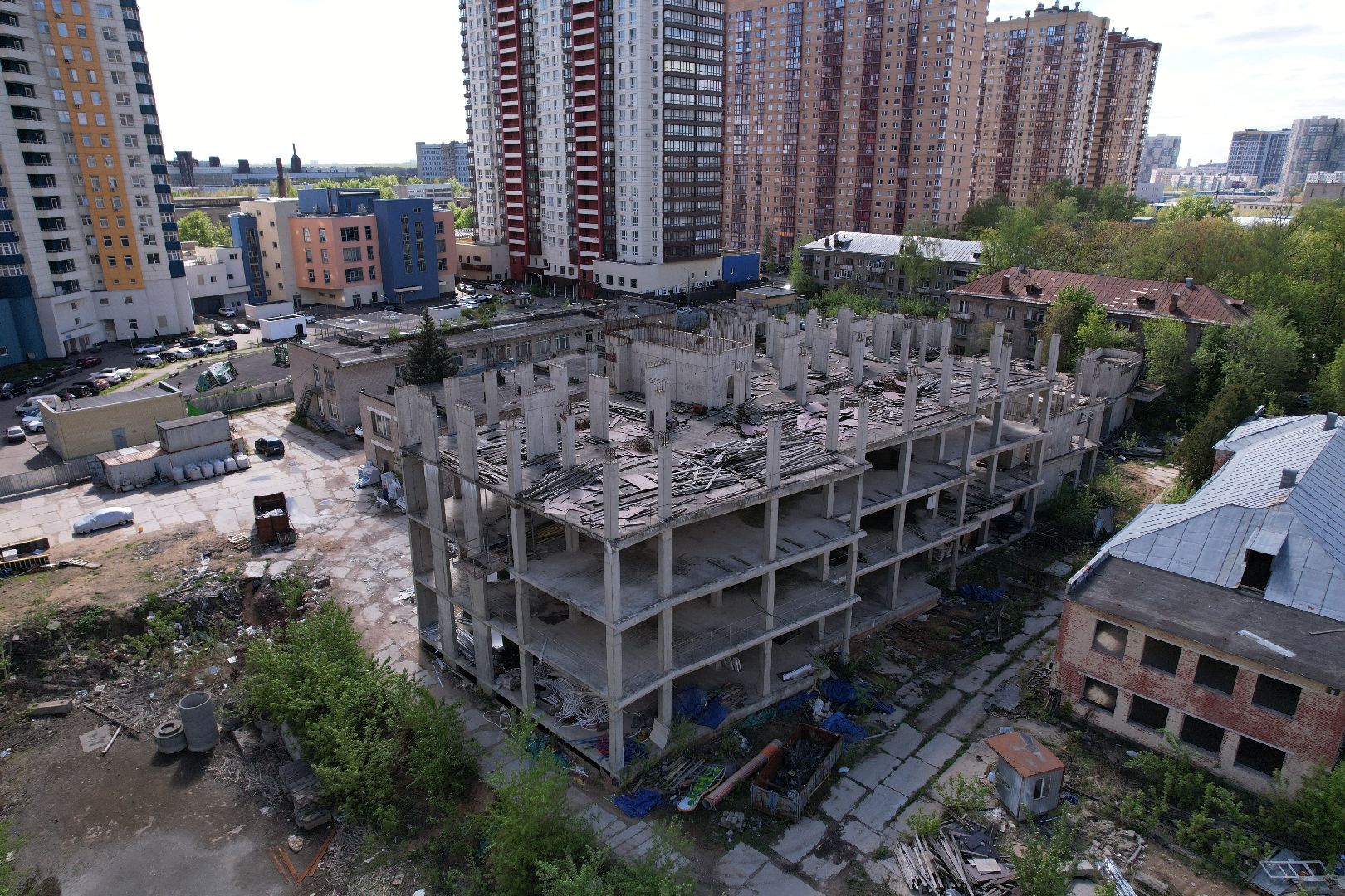 видео с коптера, школа в ЖК Золотые ворота, школа долгострой в королеве,