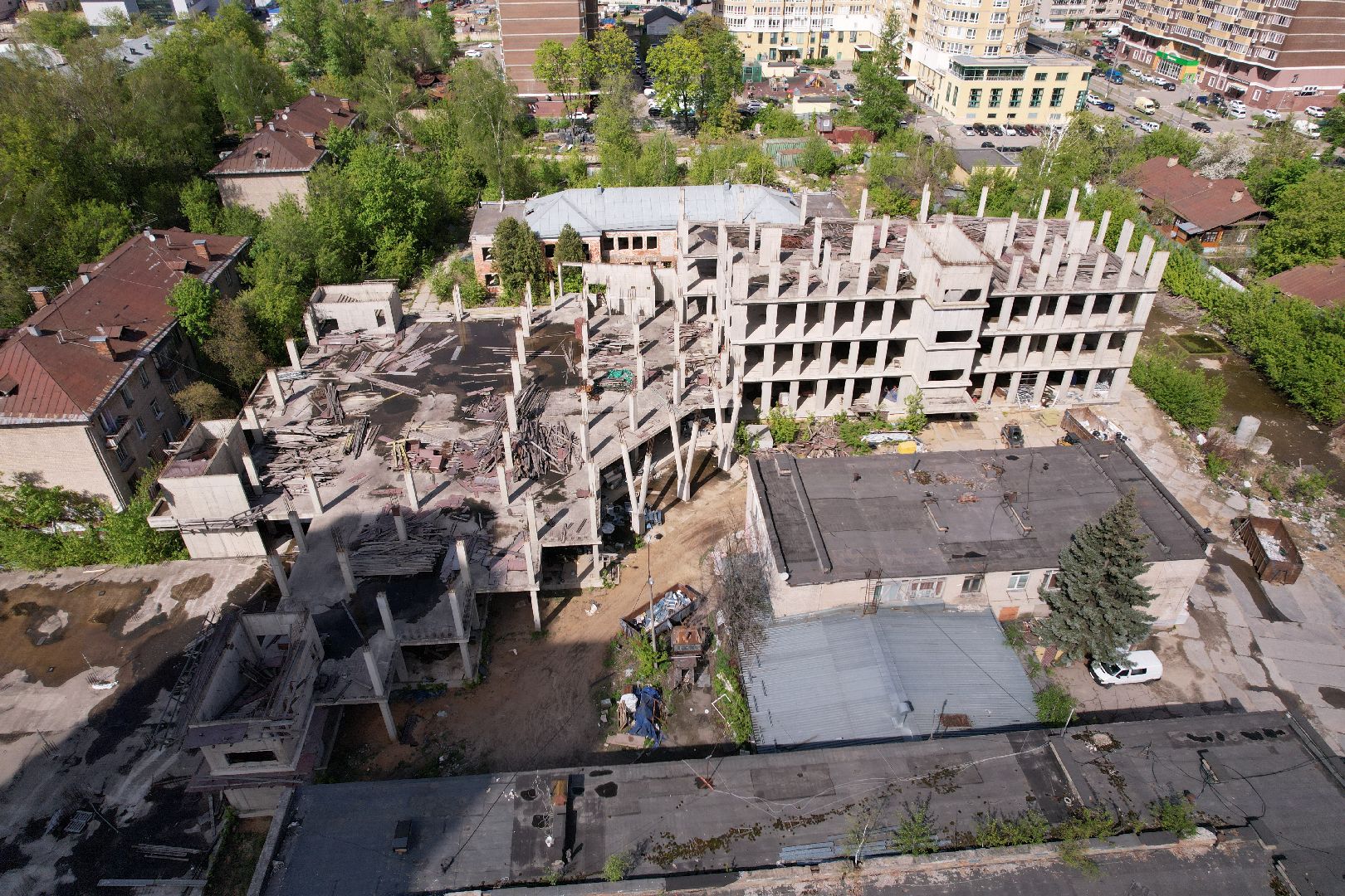 видео с коптера, школа в ЖК Золотые ворота, школа долгострой в королеве,