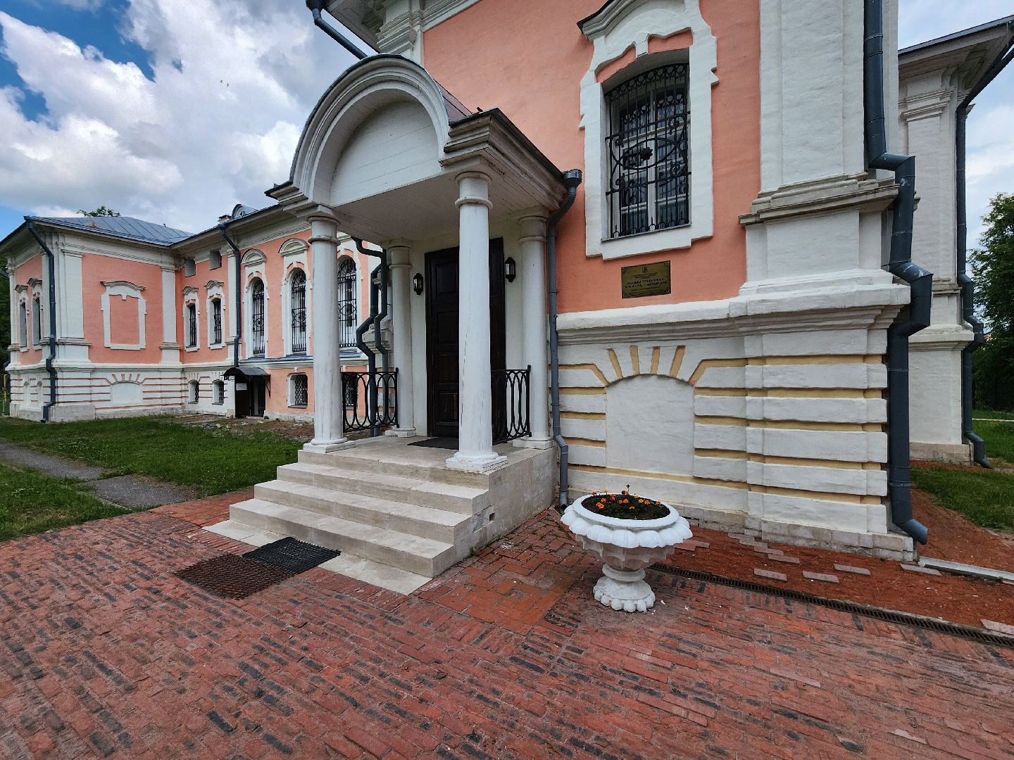 чехов, улица пушкина, музей усадьба лопасня-зачатьевское, день рождения александра пушкина, выставки, конкурс, концерт, бесплатные обзорные экскурсии, музей-заповедник мелихово, потомки поэта,