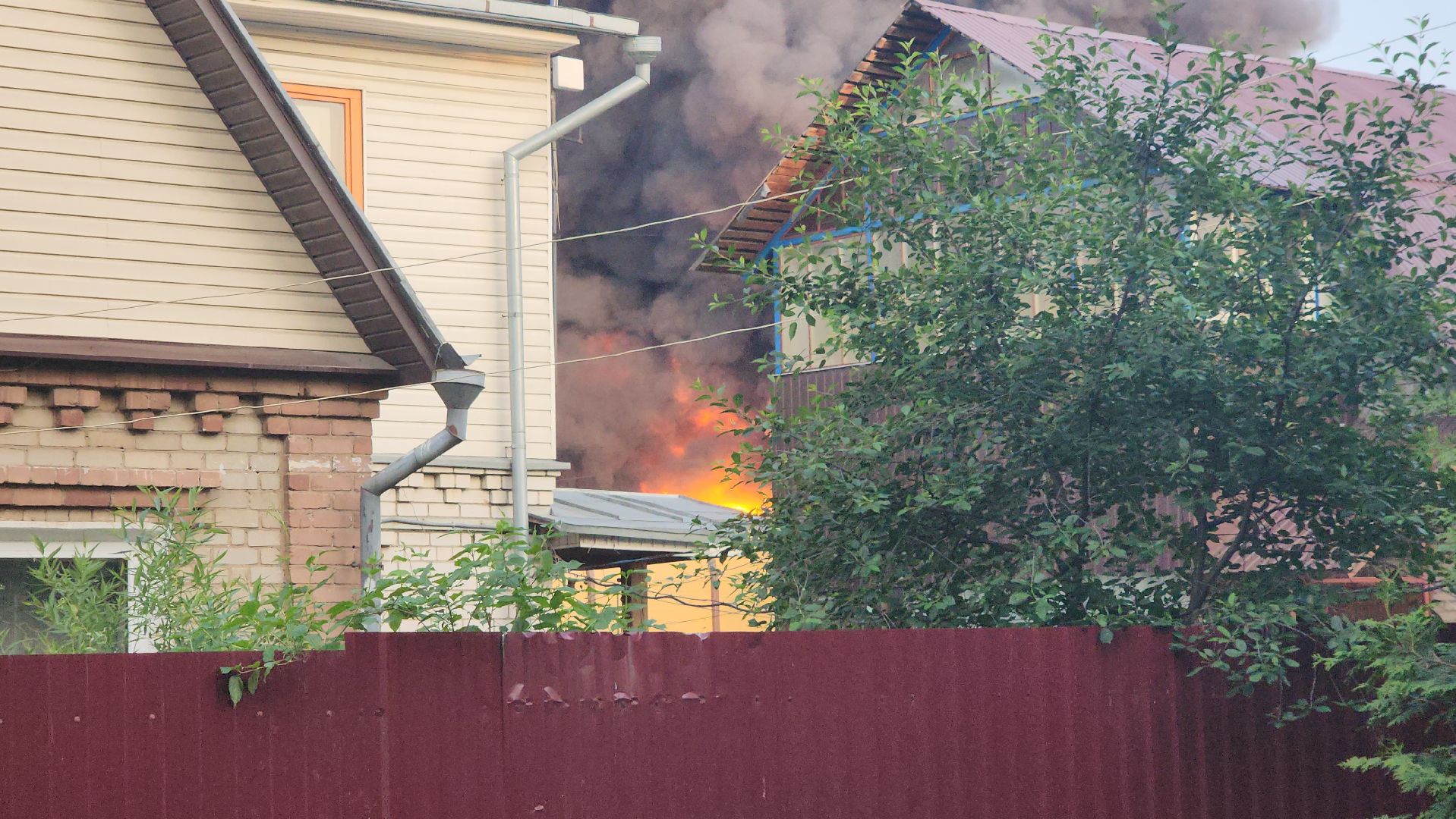 пушкино, пожар, склад, чп, возгорание,