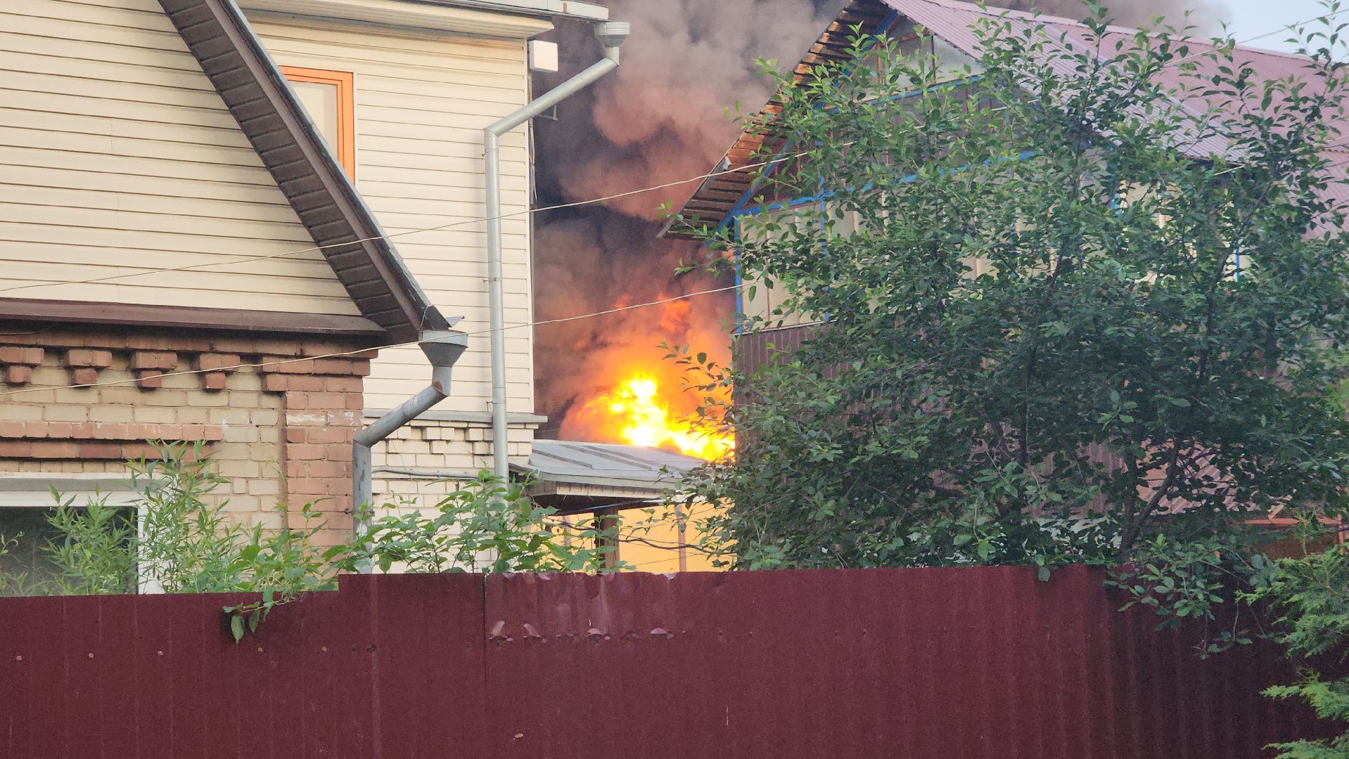 пушкино, пожар, склад, чп, возгорание,