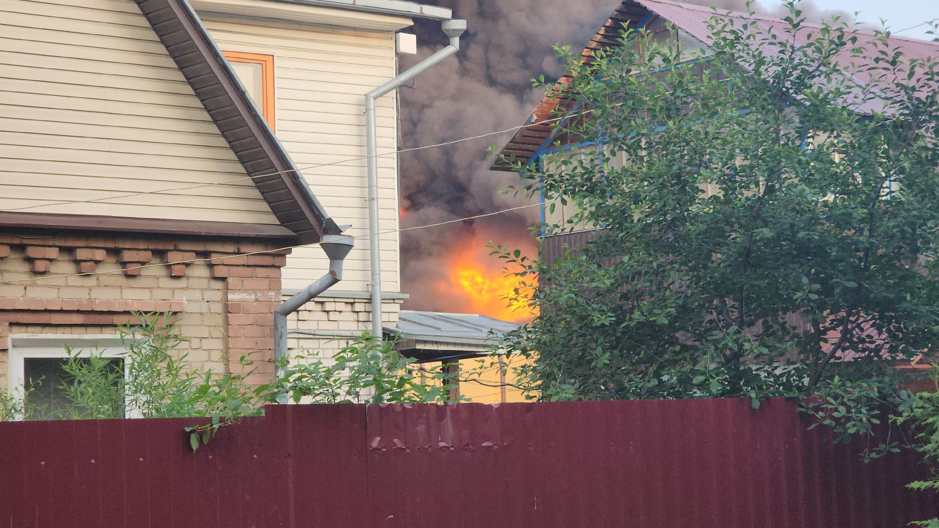 пушкино, пожар, склад, чп, возгорание,