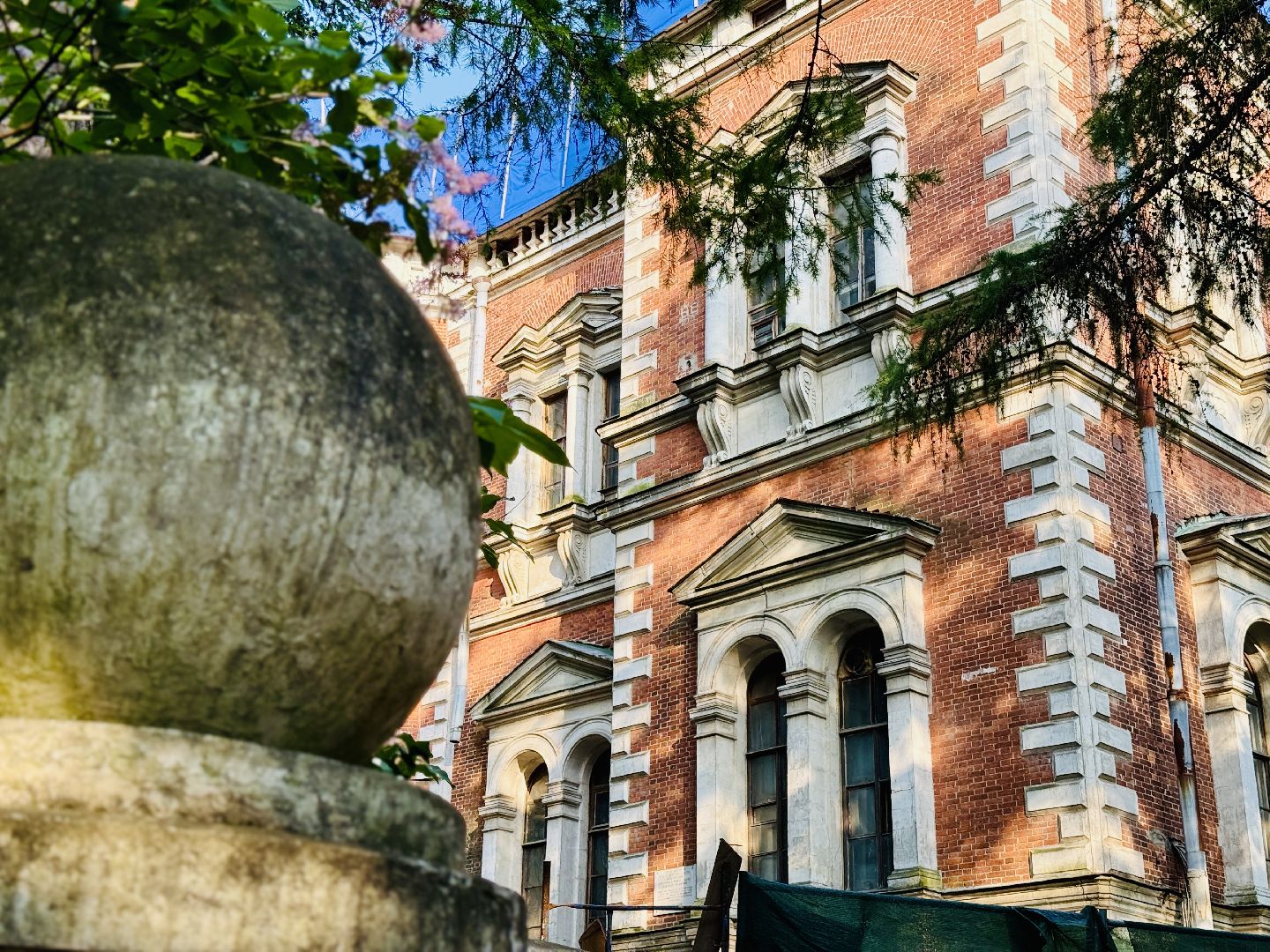 усадьба быково, кратово, театр, летняя сцена, фестиваль,