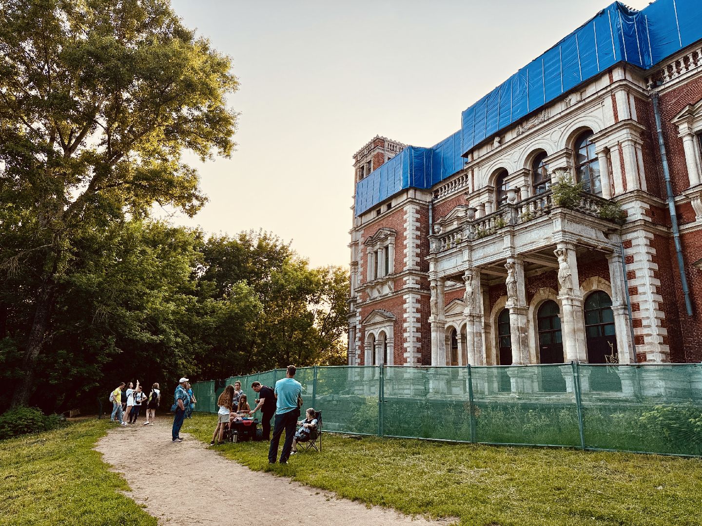 усадьба быково, кратово, театр, летняя сцена, фестиваль,