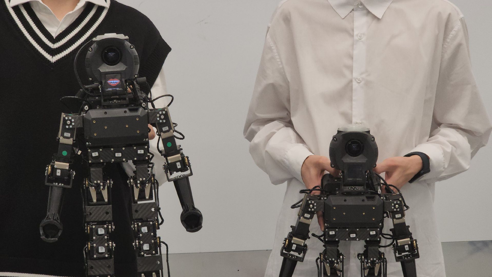 долгопрудный, робототехника, роботы, роботы-футболисты, roki-2,