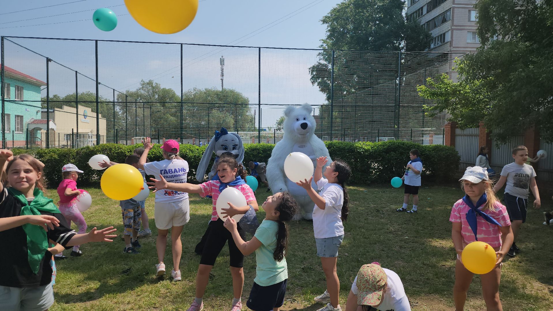 серпухов, подмосковье, детский лагерь, аниматор, ростовые куклы, каникулы, лагерь в школе,