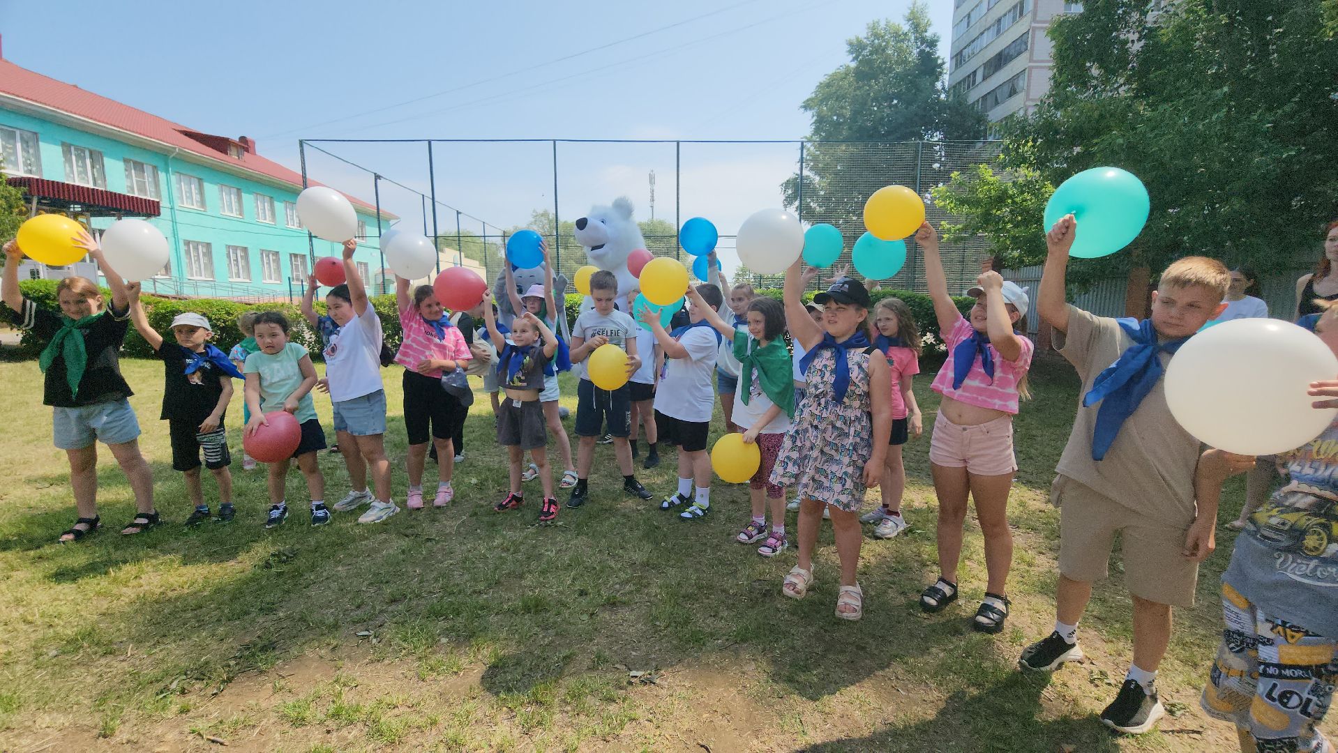 серпухов, подмосковье, детский лагерь, аниматор, ростовые куклы, каникулы, лагерь в школе,