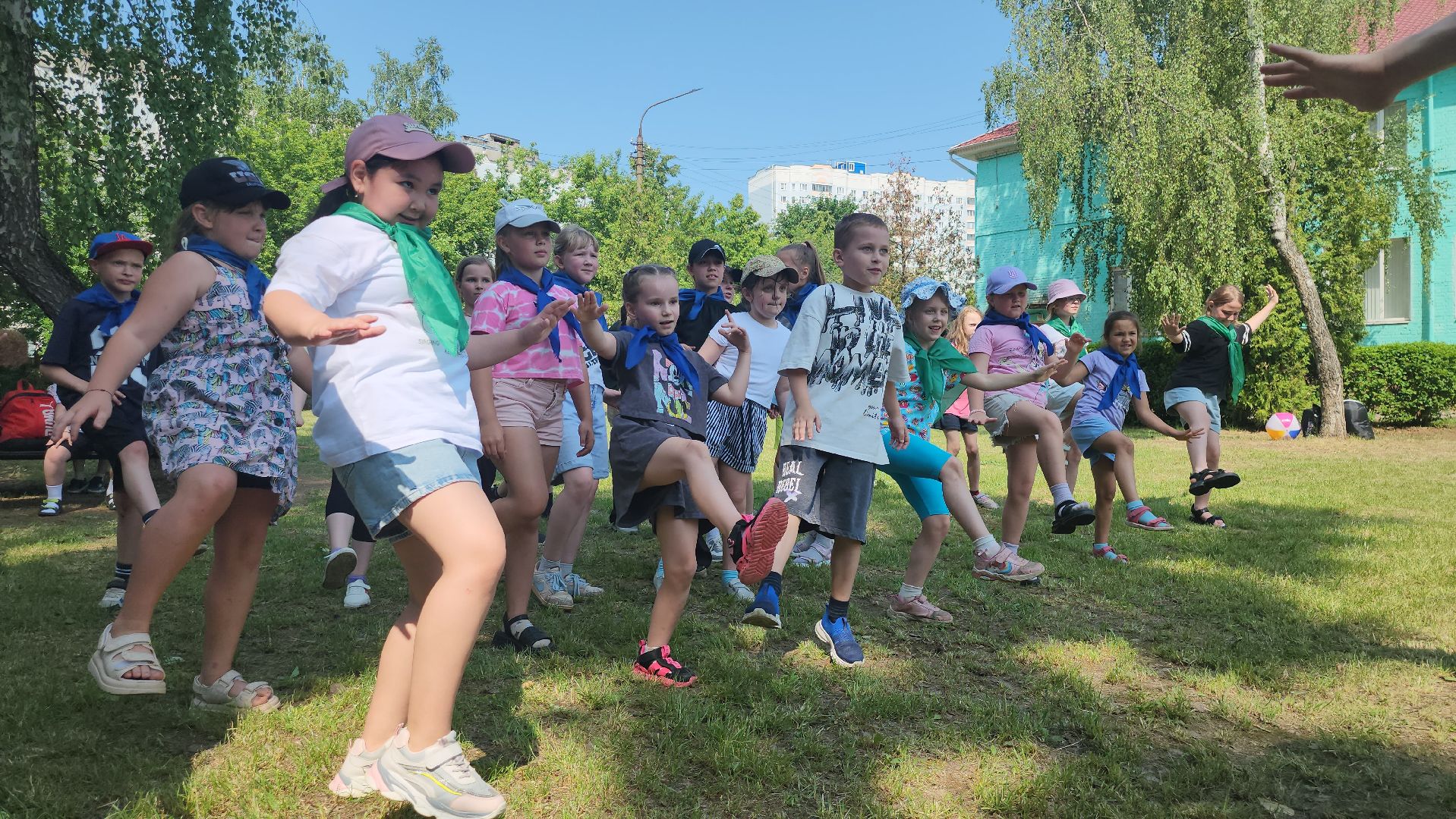 серпухов, подмосковье, детский лагерь, аниматор, ростовые куклы, каникулы, лагерь в школе,
