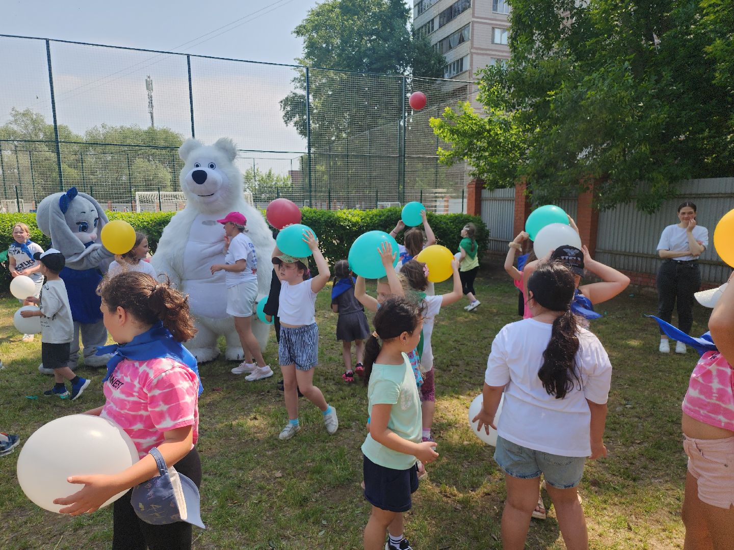 серпухов, подмосковье, детский лагерь, аниматор, ростовые куклы, каникулы, лагерь в школе,