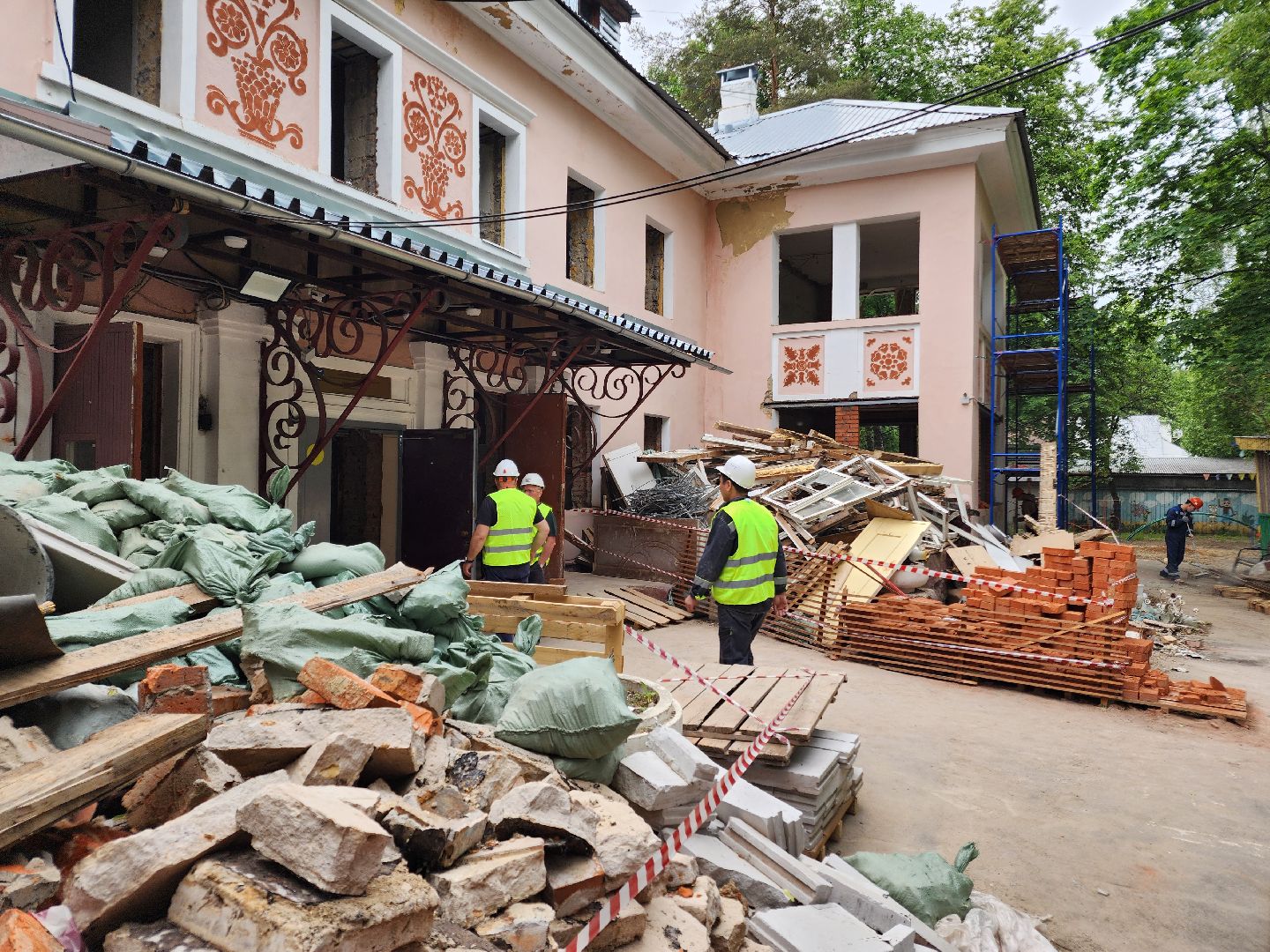 чехов, улица монтажная, детский сад, дошкольное отделение, капитальный ремонт, обновление, строительство, реконструкция, ремонт бассейна, черновая отделка, фасадные работы, кровля, инженерные сети, госпрограмма московской области,гимназия 2,