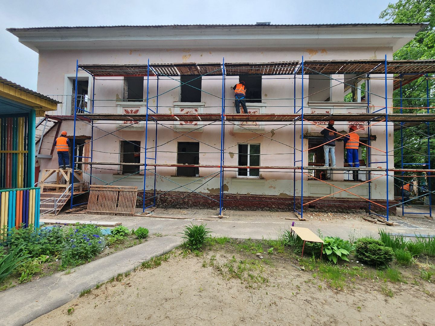 чехов, улица монтажная, детский сад, дошкольное отделение, капитальный ремонт, обновление, строительство, реконструкция, ремонт бассейна, черновая отделка, фасадные работы, кровля, инженерные сети, госпрограмма московской области,гимназия 2,