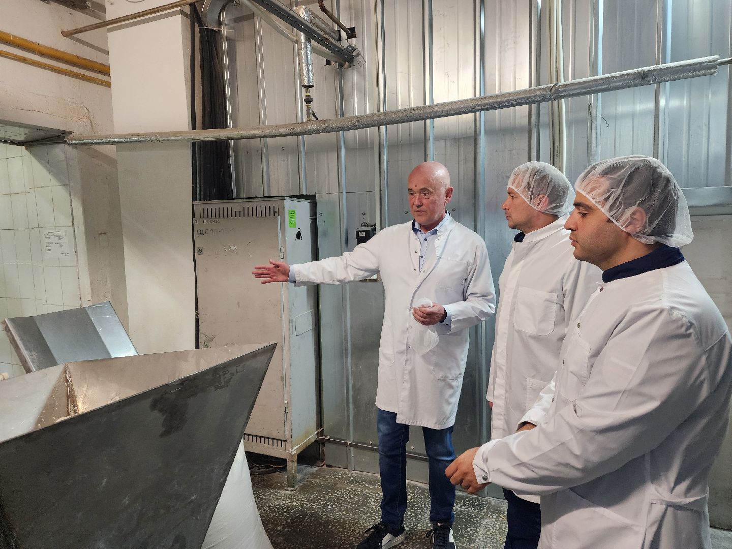 подольск, кондитерская фабрика, Би энд би,