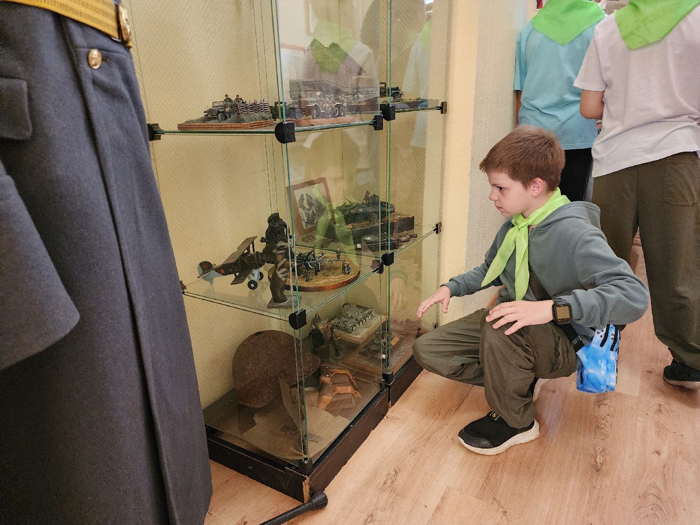 фрязино, детский лагерь, экскурсии для школьников, художественная выставка, культурный центр,