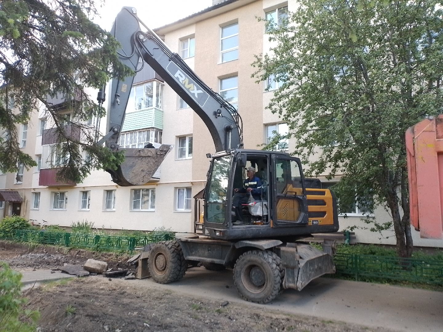 благоустройство, городской округ восход, новый асфальт, асфальтовое покрытие, строительство , формирование комфортной городской среды,