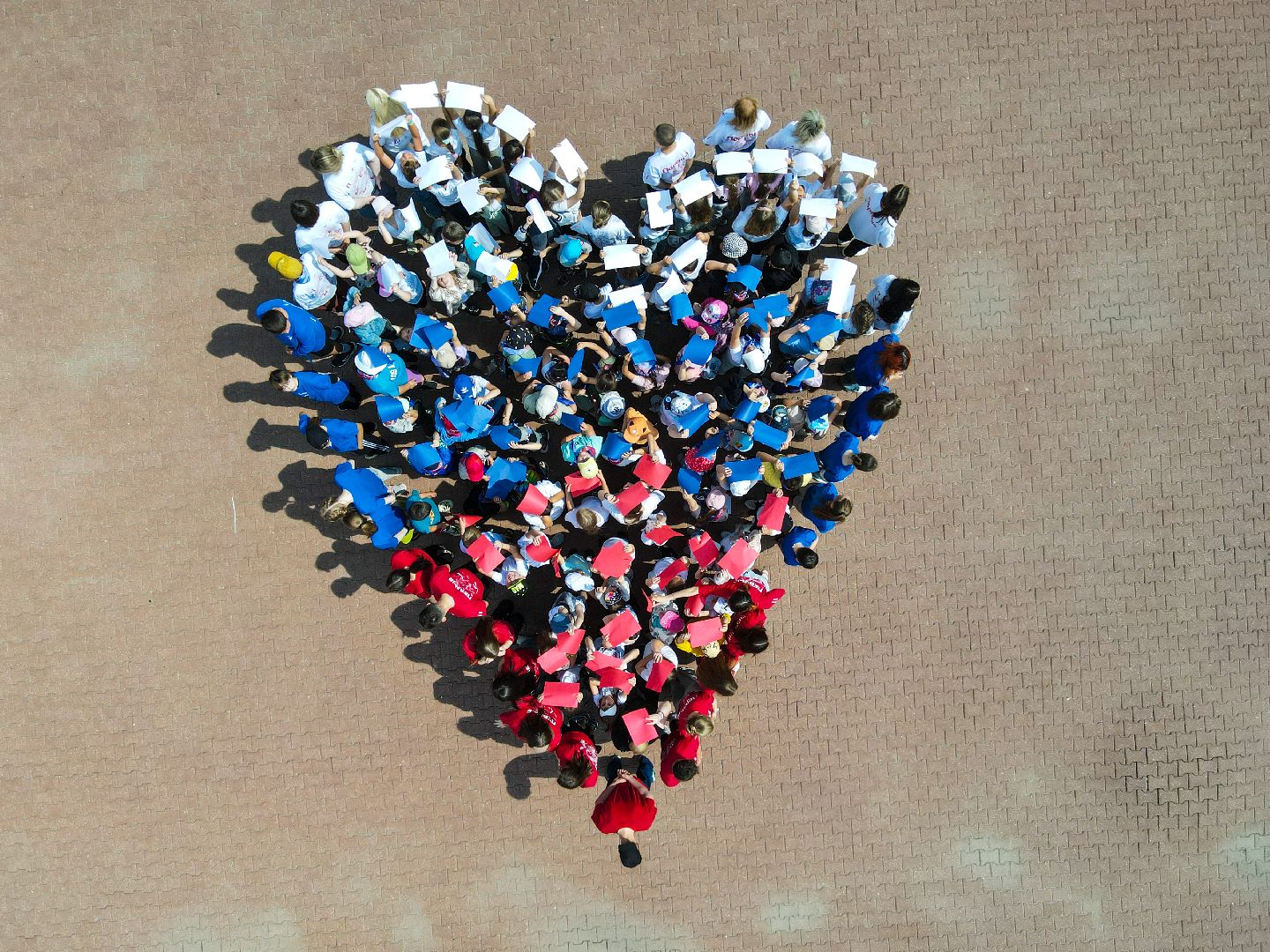 кашира, акция, флешмоб, движение первых, орлята россии, день россии,