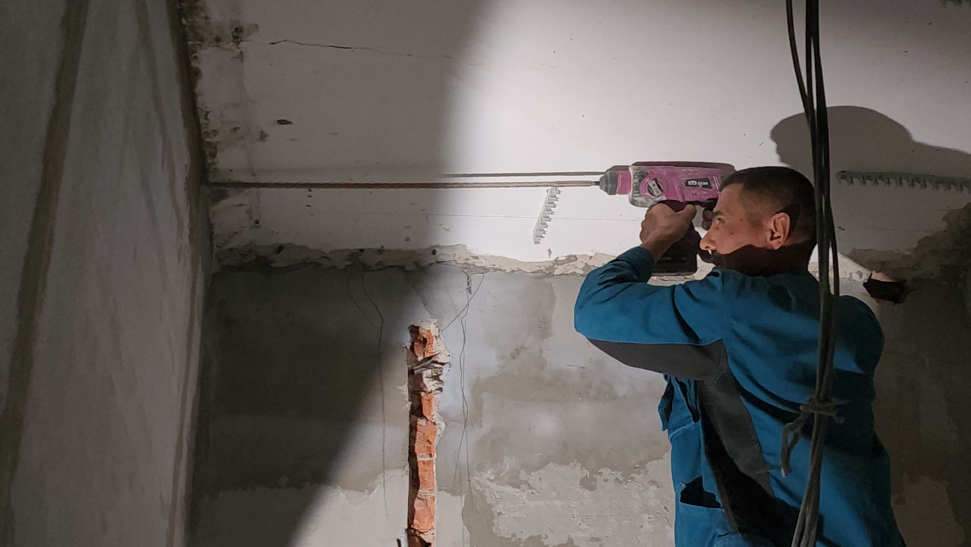 серпухов, подмосковье, заливка полов, капремонт дворца культуры,