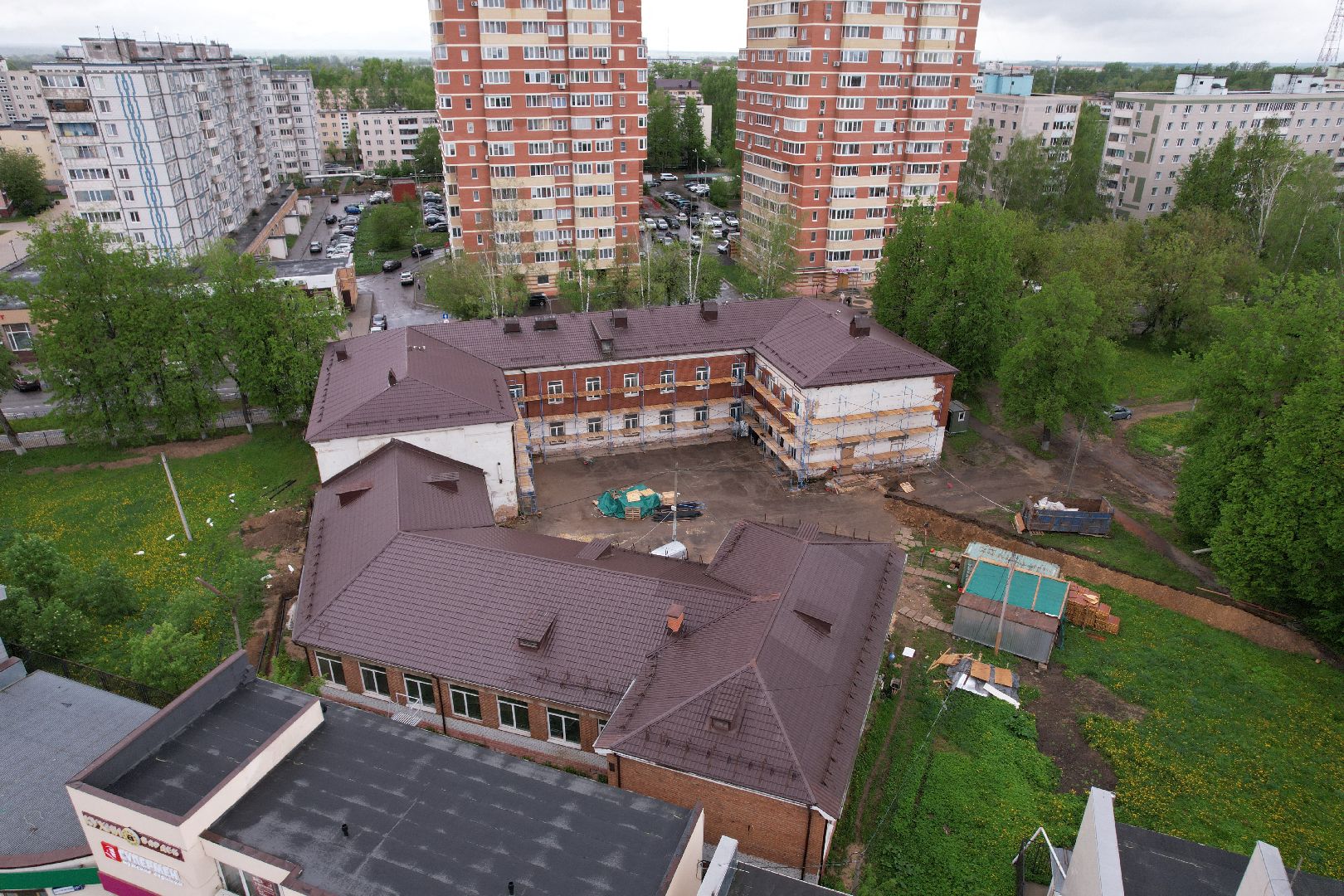 видео с коптера, ремонт лицея 10, лицей 10 в клину,