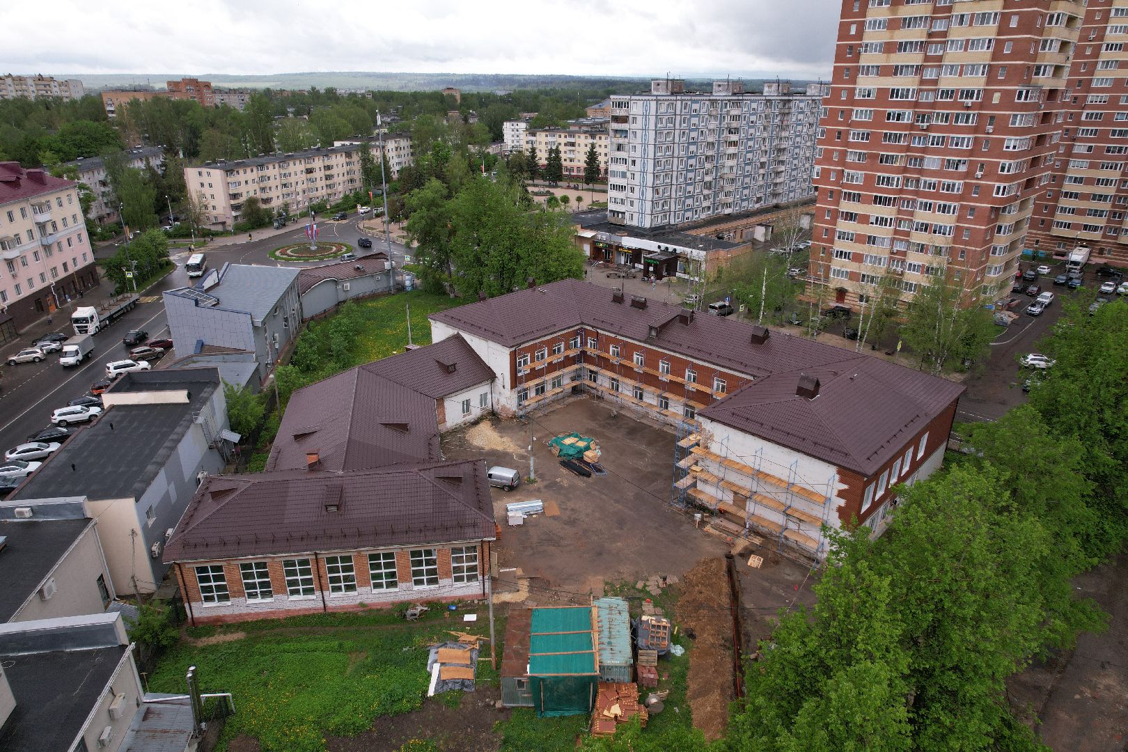 видео с коптера, ремонт лицея 10, лицей 10 в клину,