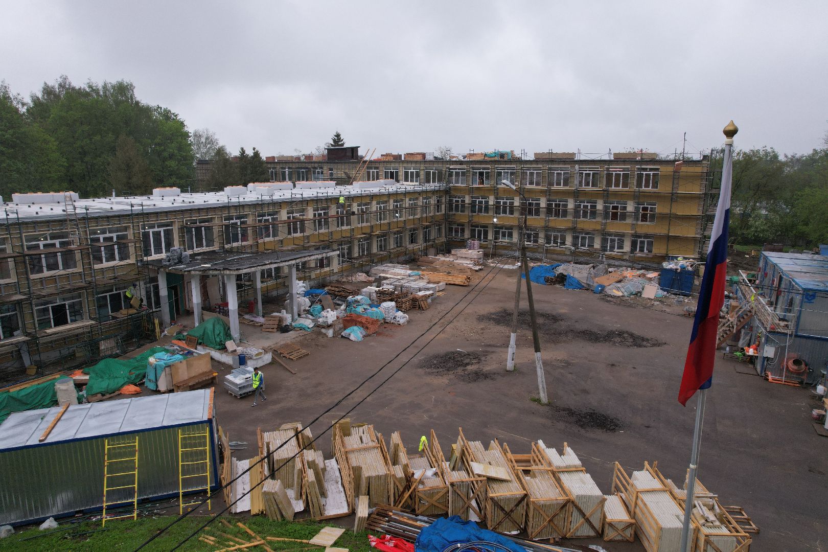 видео с коптера, школа содружество высоковск,
