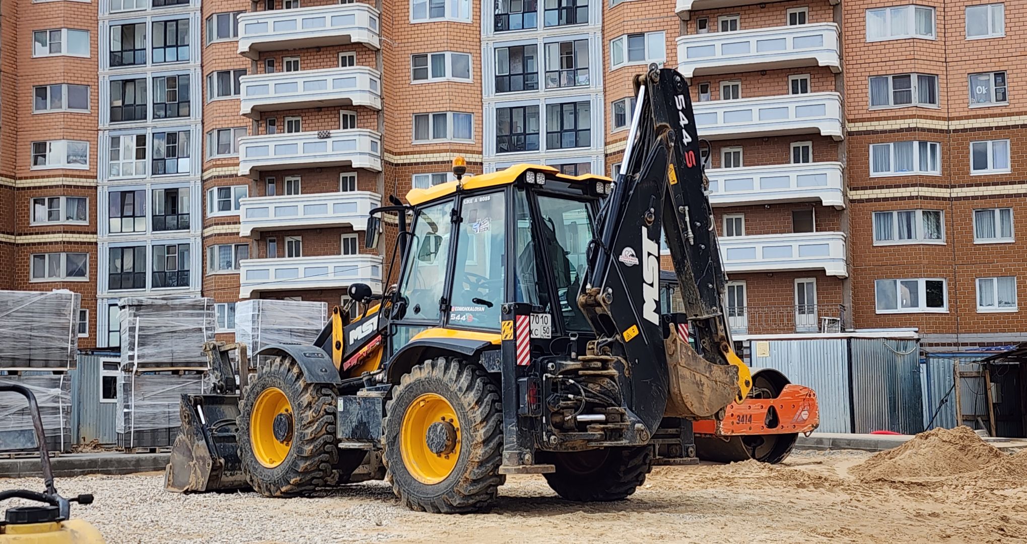 Образование , Строительство школ ,