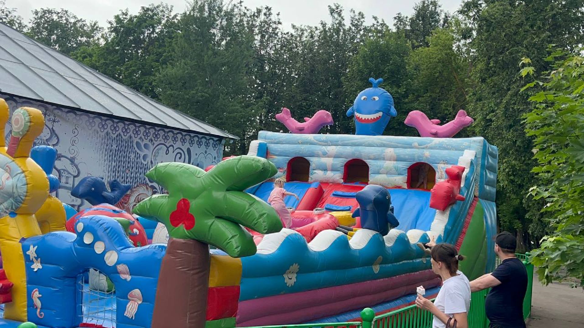 Истра, парк аттракционов, дети,