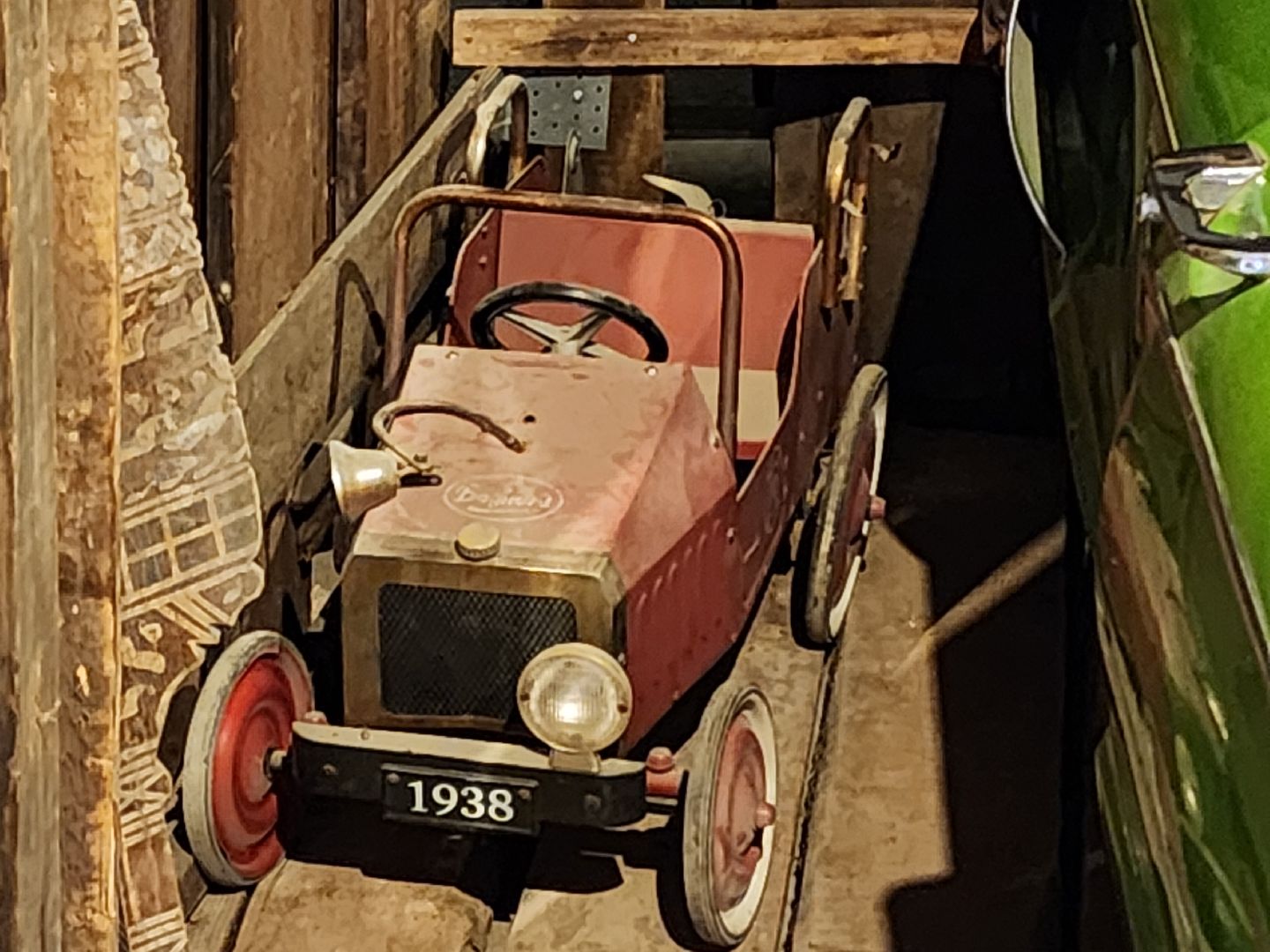 сергиев посад, музей ретрогараж, сергиево-посадский музейный комплекс,  семен жильцов, ушастый запорожец, советское кино,