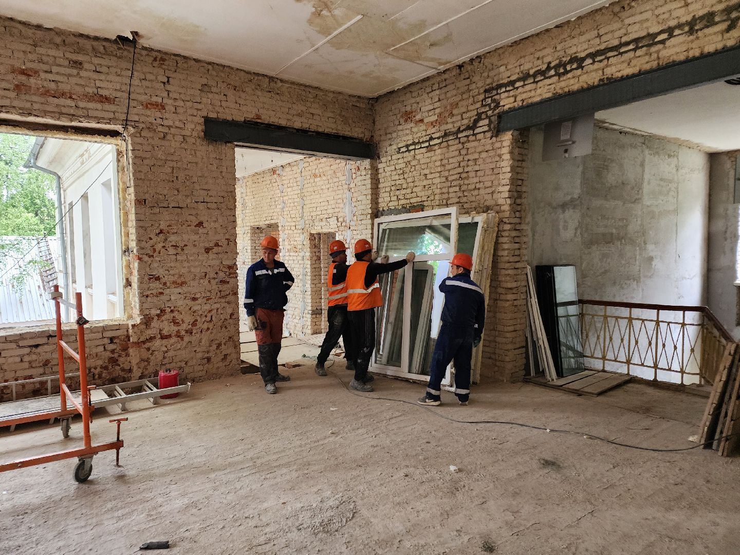 чехов, улица чехова, центр детского творчества, капитальный ремонт, реконструкция, обновление, внутренняя отделка, выравнивание стен, оштукатуривание стен, трассировка стен, демонтажные работы, фасадные и кровельные работы,замена инженерных сетей, госпрограмма московской области,