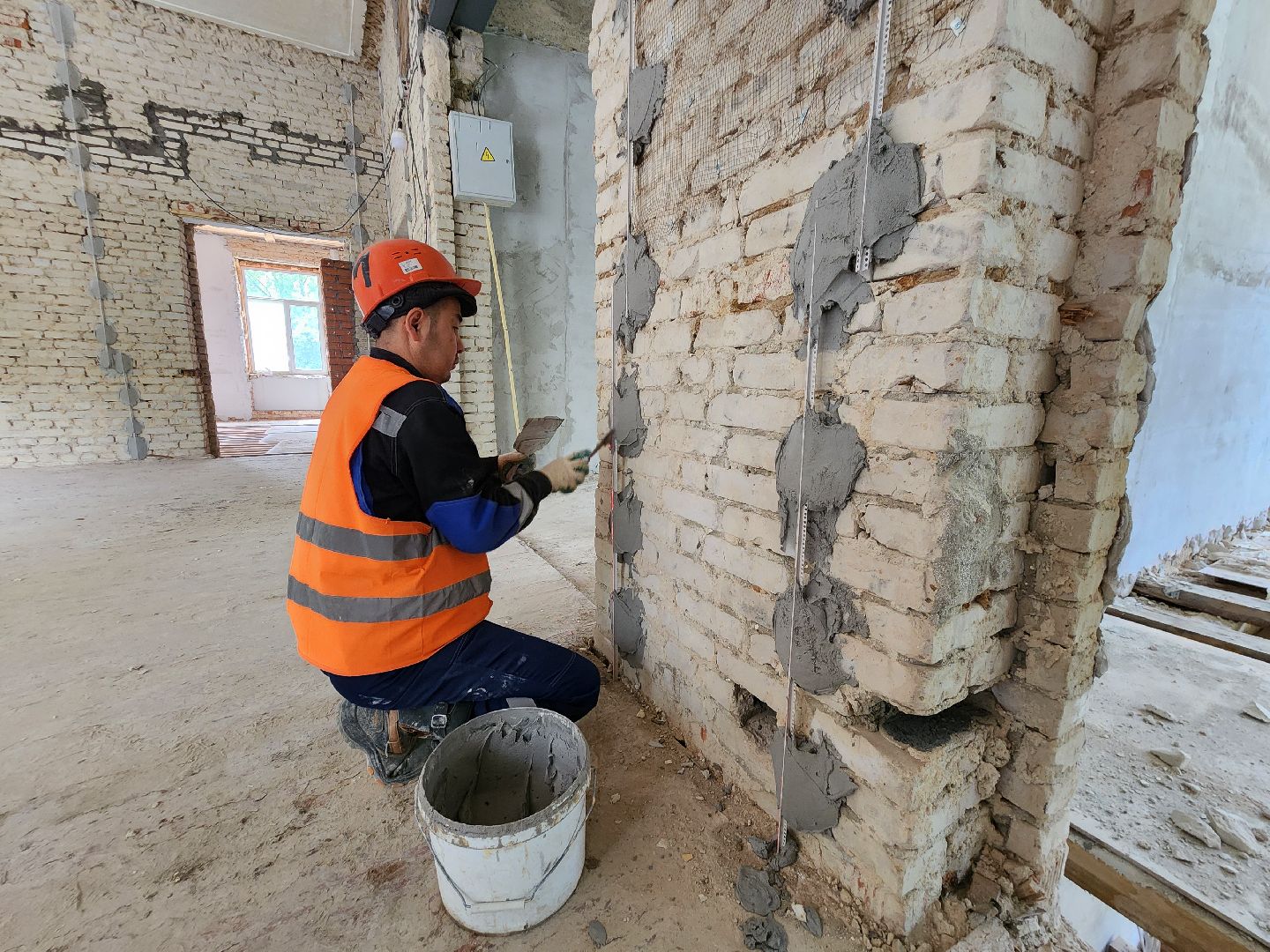 чехов, улица чехова, центр детского творчества, капитальный ремонт, реконструкция, обновление, внутренняя отделка, выравнивание стен, оштукатуривание стен, трассировка стен, демонтажные работы, фасадные и кровельные работы,замена инженерных сетей, госпрограмма московской области,