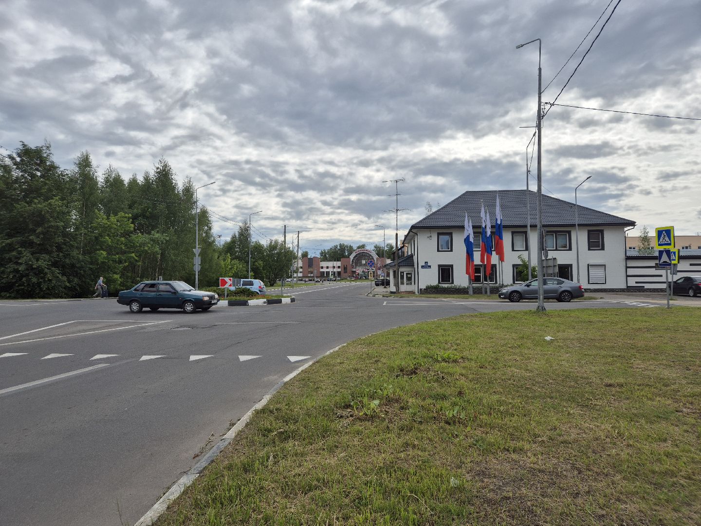 дубна, деньроссии, триколор, украшениедубны,