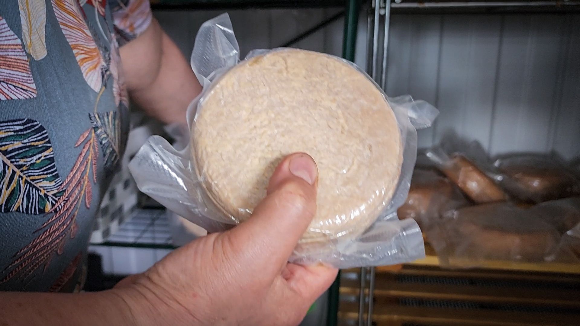 сыры из козьего молока, сыры ручной работы , экоферма Сотенка , раменский округ,