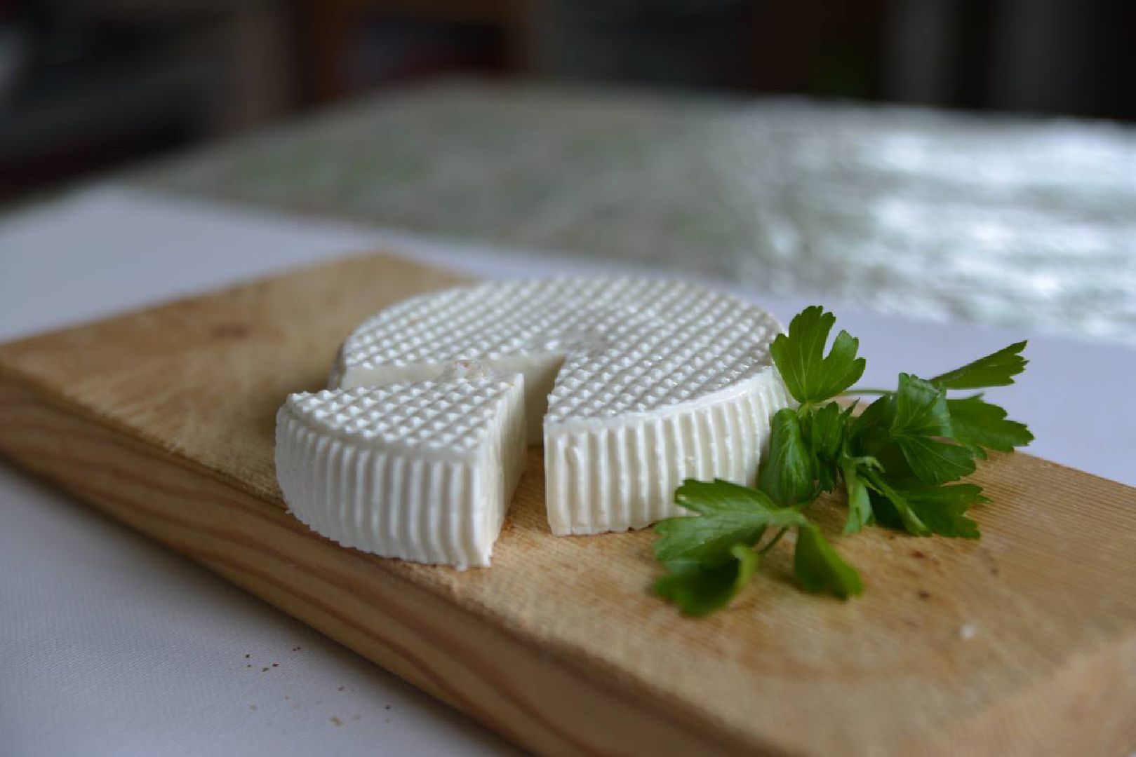 сыры из козьего молока, сыры ручной работы , экоферма Сотенка , раменский округ,