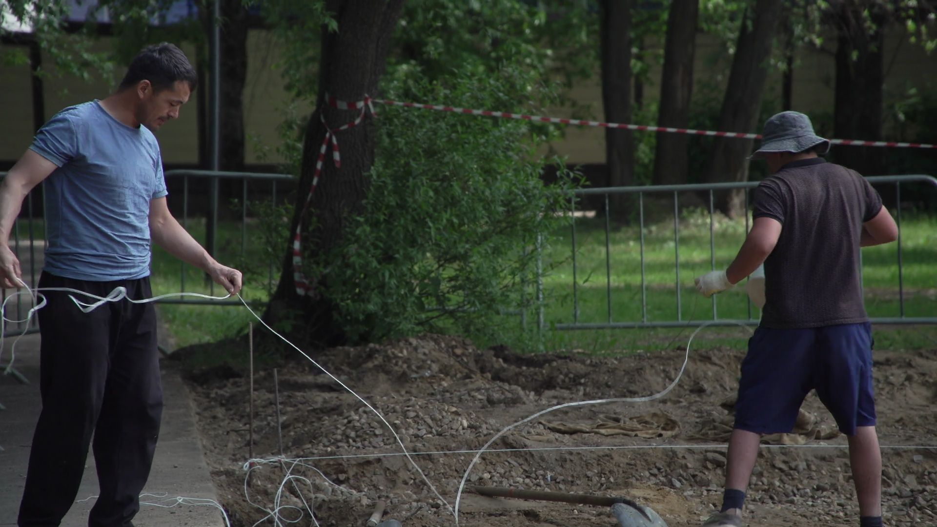 Реутов, парк, фабричный пруд, площадка для детей,