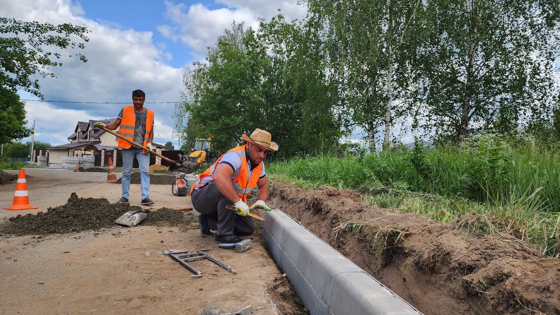 истра, ремонт дорог, строительство тротуара,