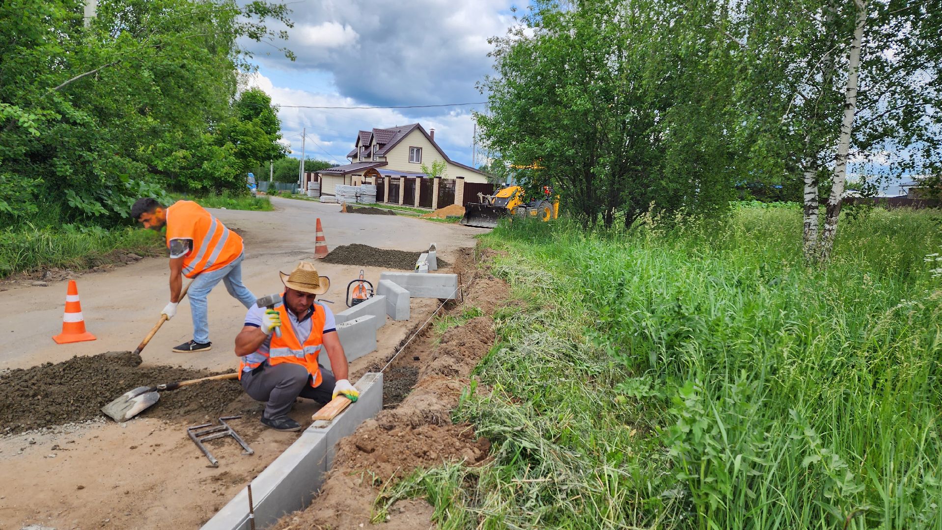 истра, ремонт дорог, строительство тротуара,