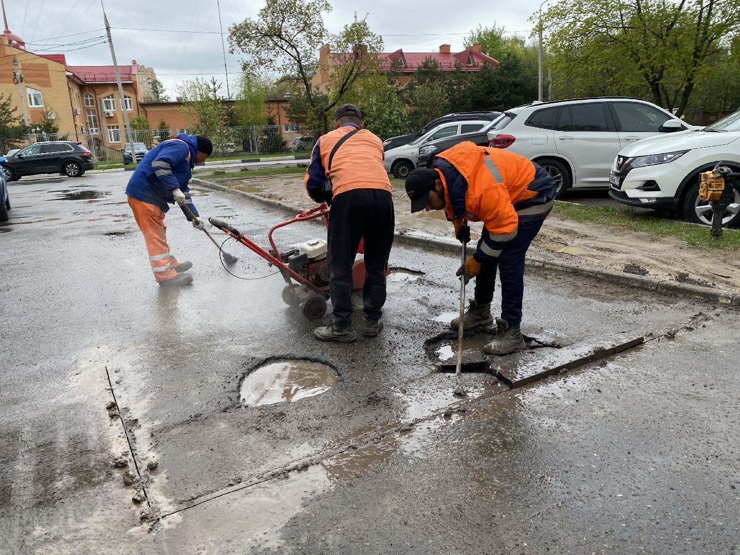 Чехов, ЖКХ, ремонт ям, дорога, житель