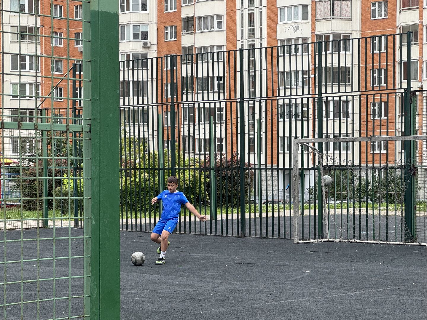 шестиугольное футбольное поле, балашиха,