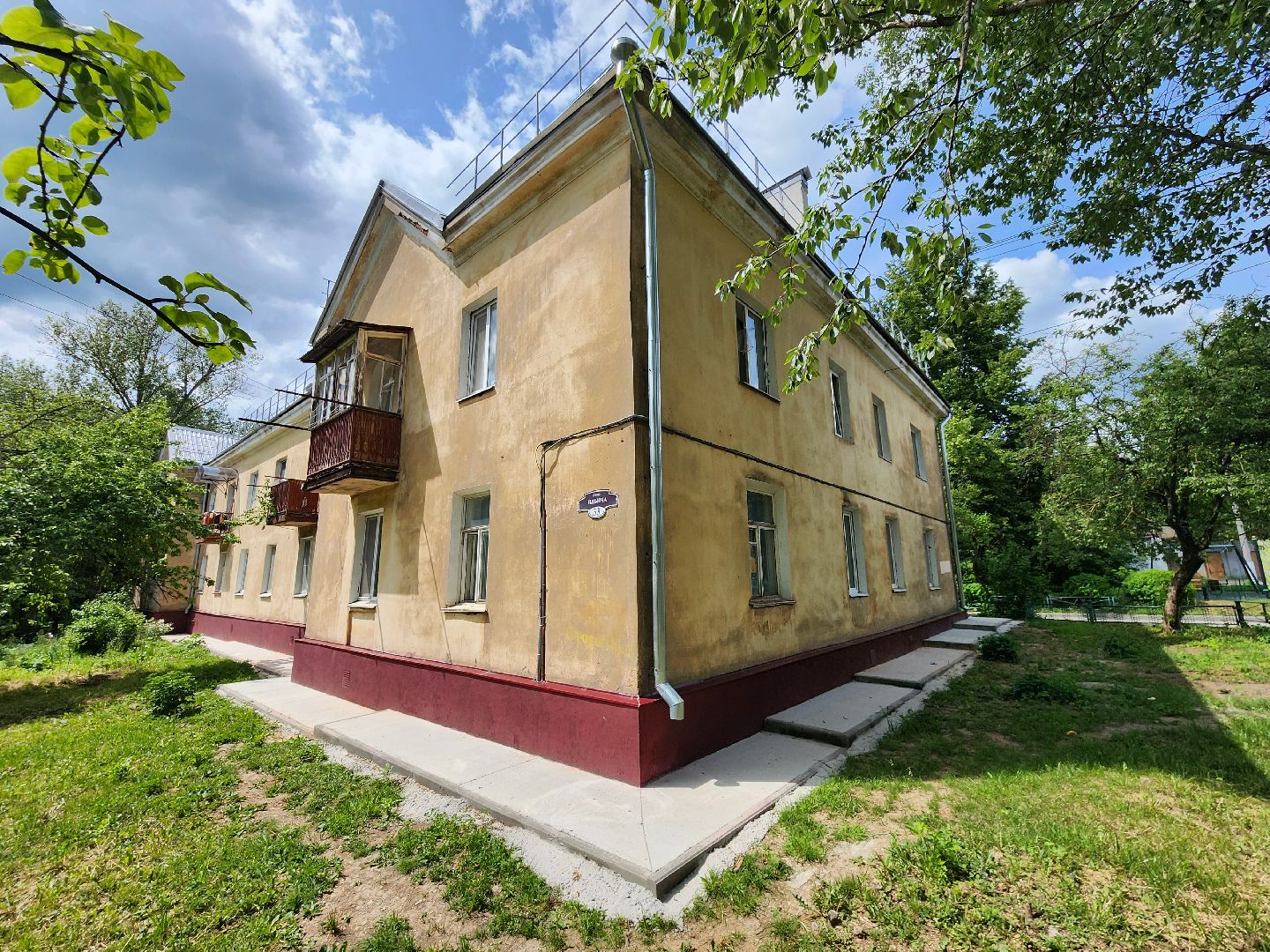 чехов,  улица ильича 33, жилой дом, капитальный ремонт фундамента, капремонт отмостки и цоколя, укрепление и усиление фундамента, реконструкция, обновление, инженерные сети, благоустройство двора, фонд капитального ремонта московской области,