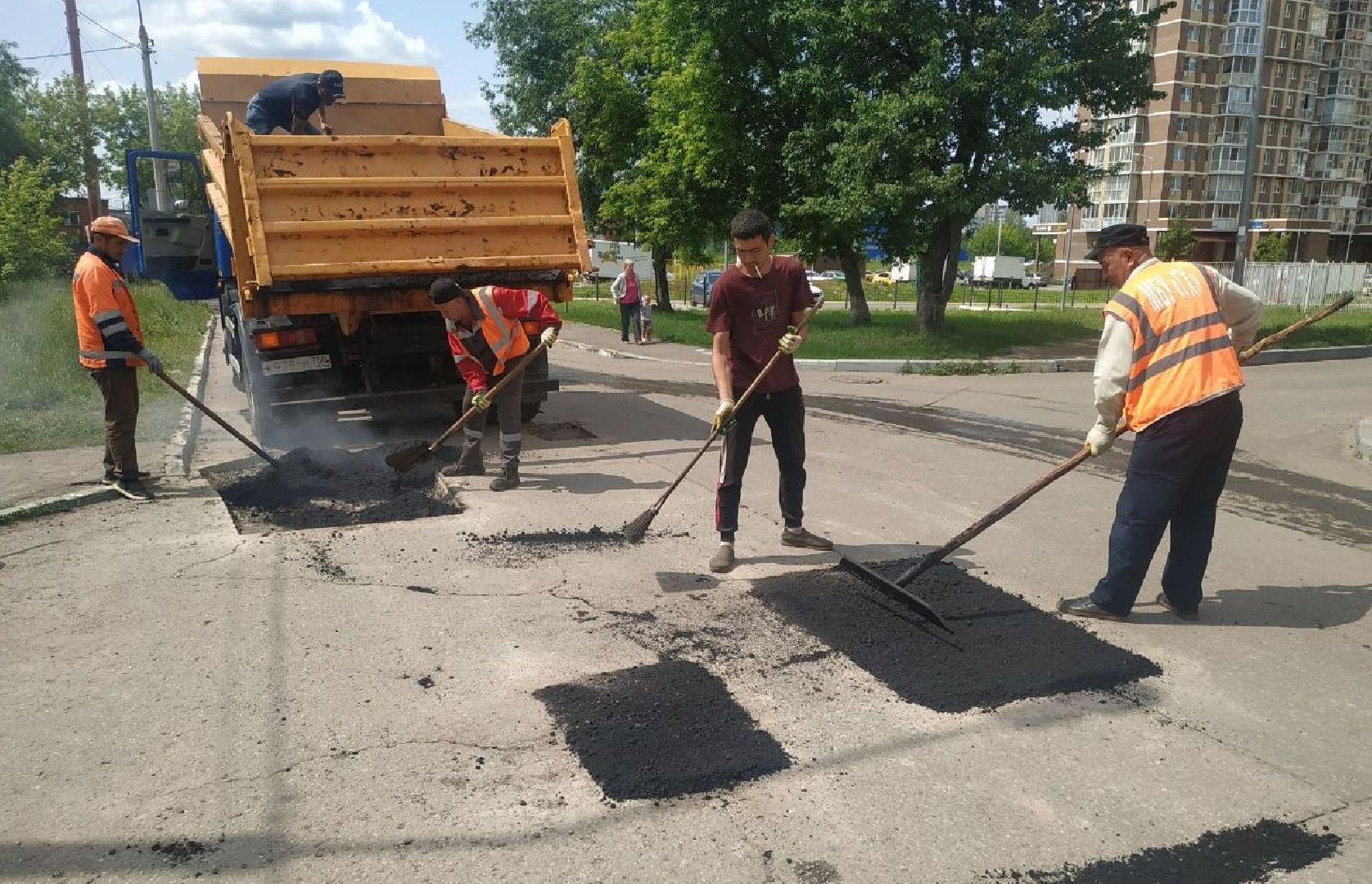 ивантеевка, вертикалки, ямочный ремонт, внутриквартальная дорога, проезд, ямы на дорогах, коммунальная служба,