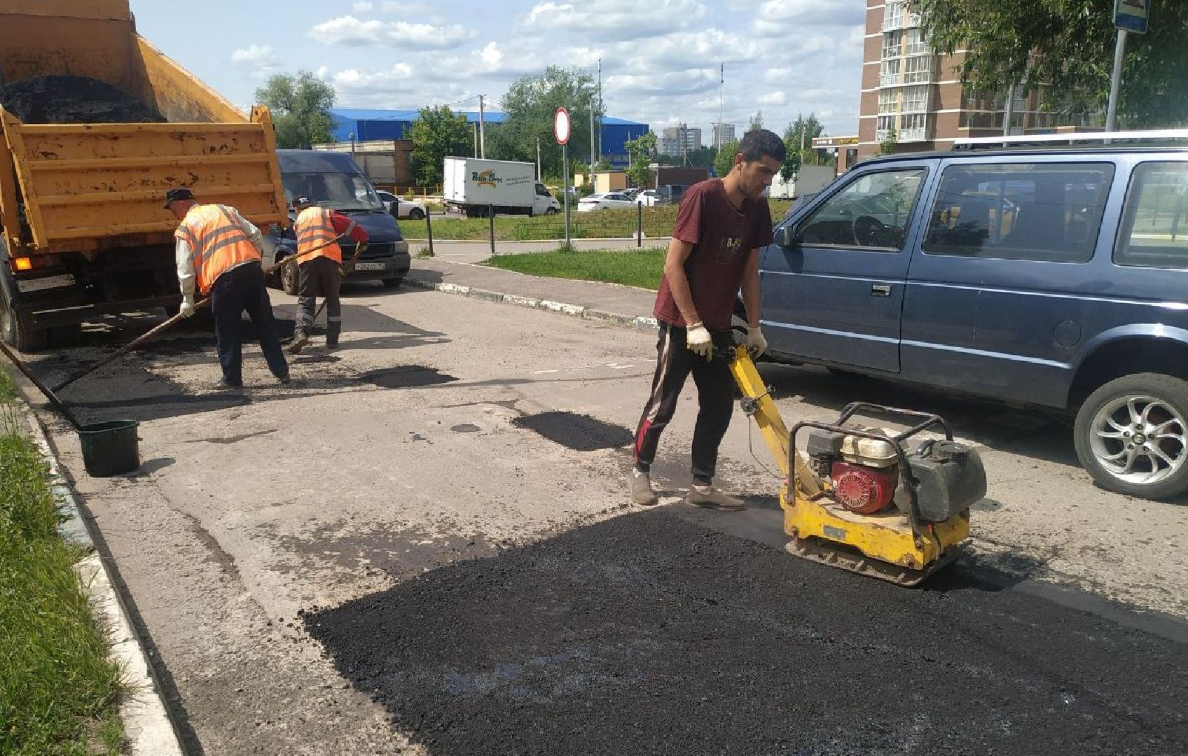 ивантеевка, вертикалки, ямочный ремонт, внутриквартальная дорога, проезд, ямы на дорогах, коммунальная служба,