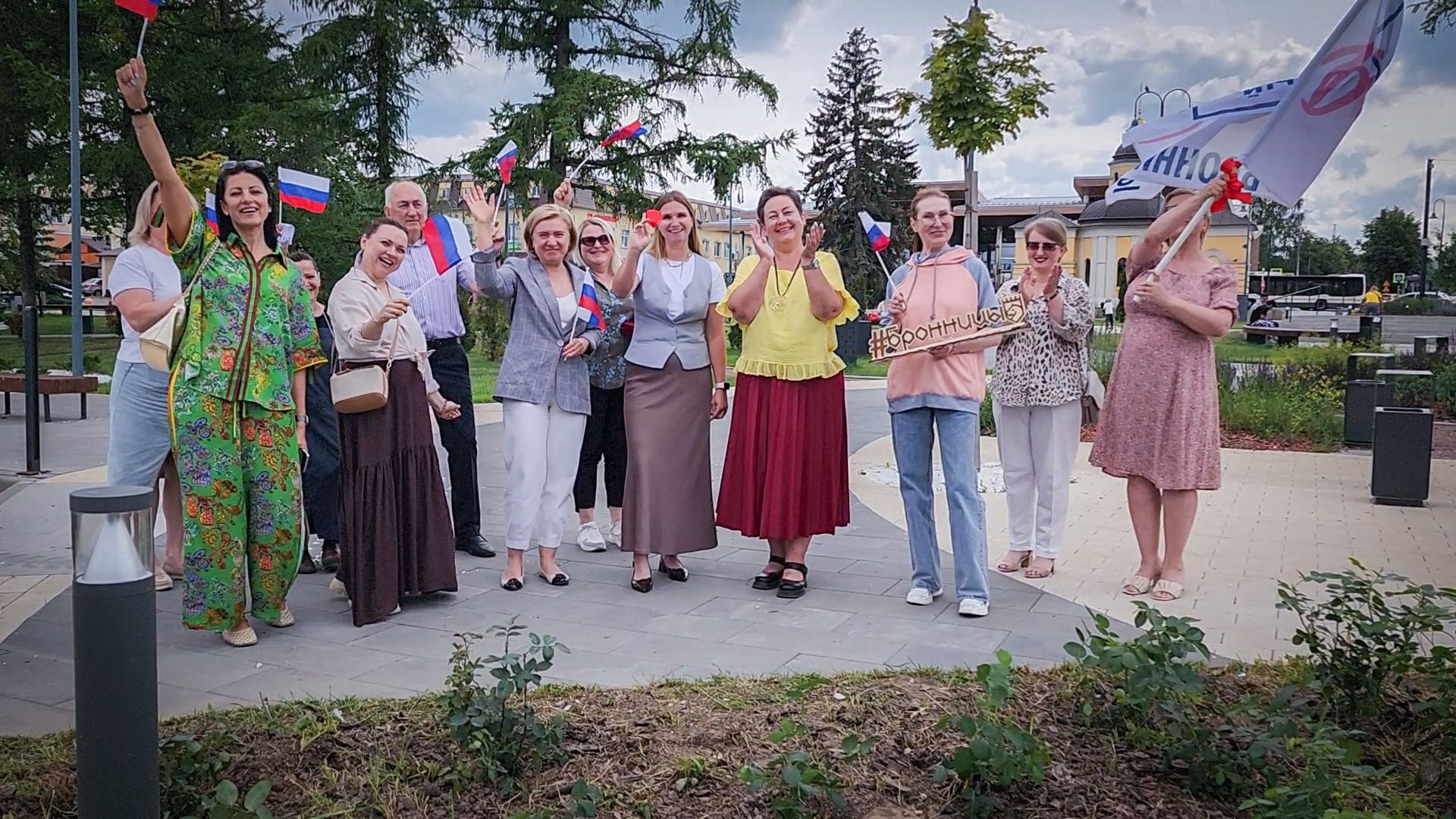 бронницы, союз Содействие женскому предпринимательству , Нежная клумба , новый цветник на площади имени Тимофеева ,