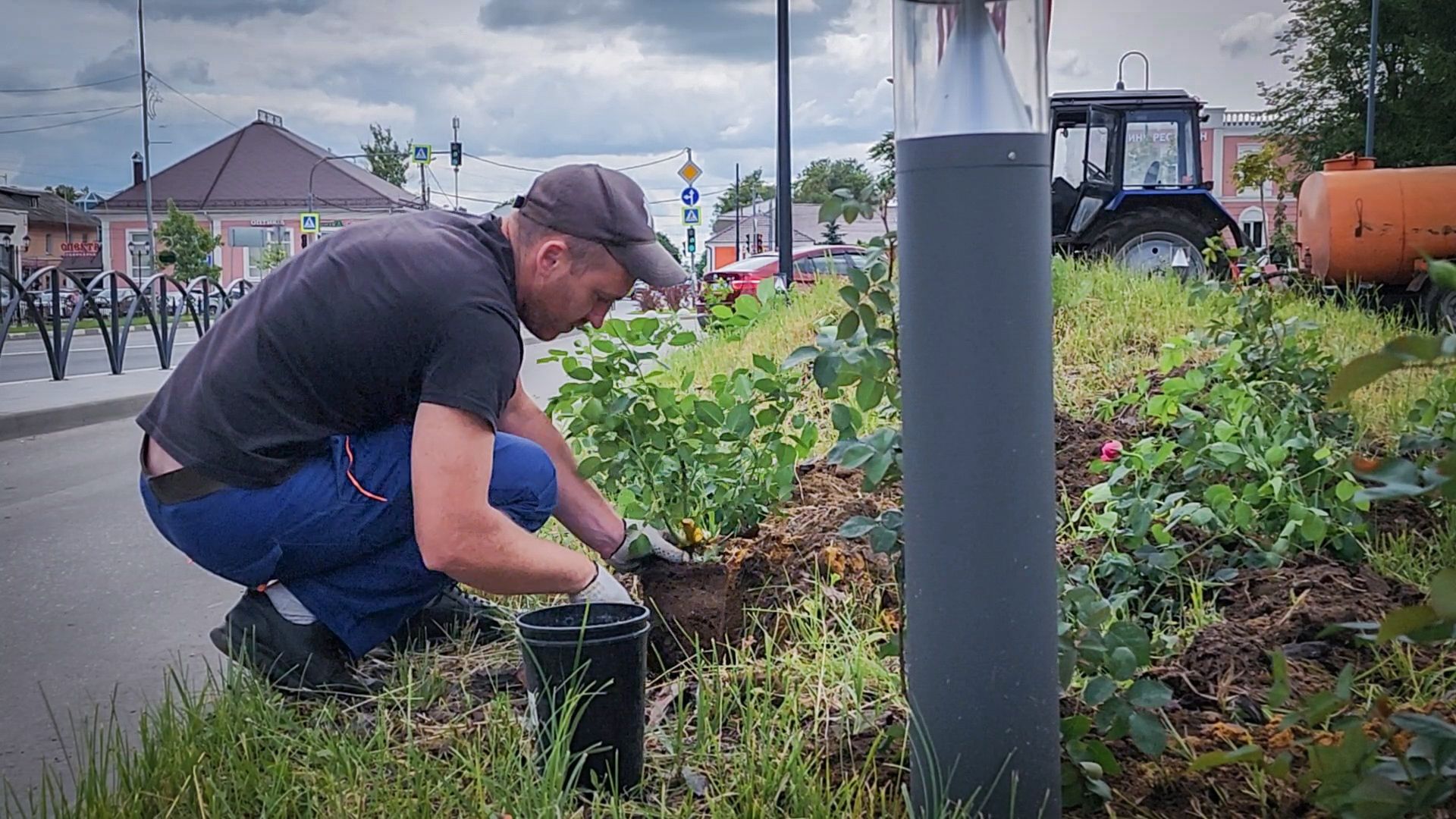 бронницы, союз Содействие женскому предпринимательству , Нежная клумба , новый цветник на площади имени Тимофеева ,