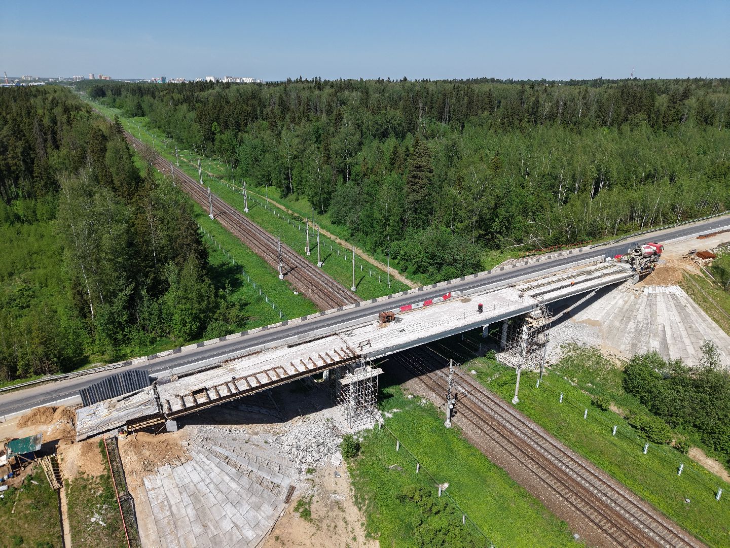 видео с коптера,  ремонт путепровода, обуховское шоссе,