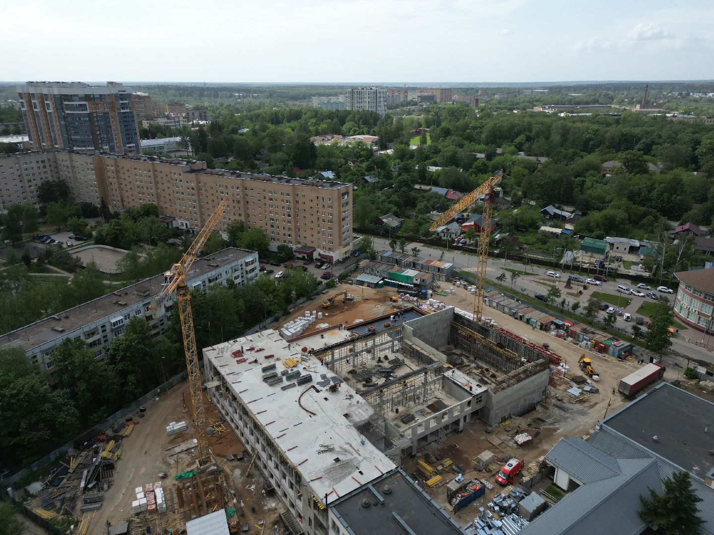 видео с коптера, гимназия 6 в солнечногорске,